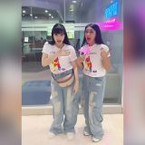 Duo Anggrek Duo Dangdut Pertama dengan Lightstick Sendiri