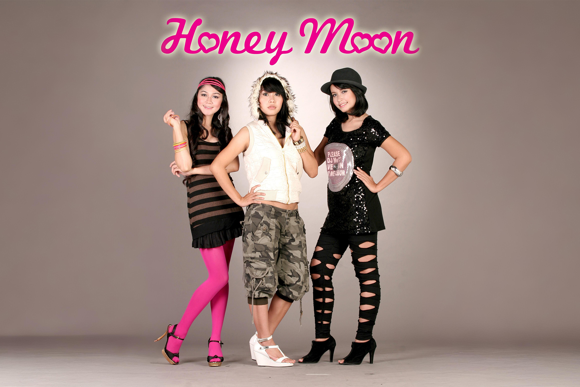 Honey Moon Artwork Gallery