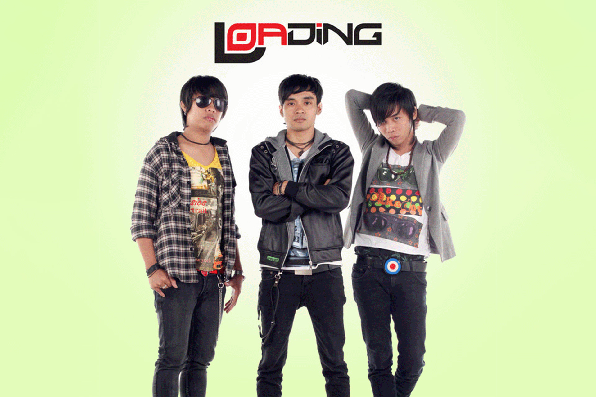 Loading Artwork Gallery